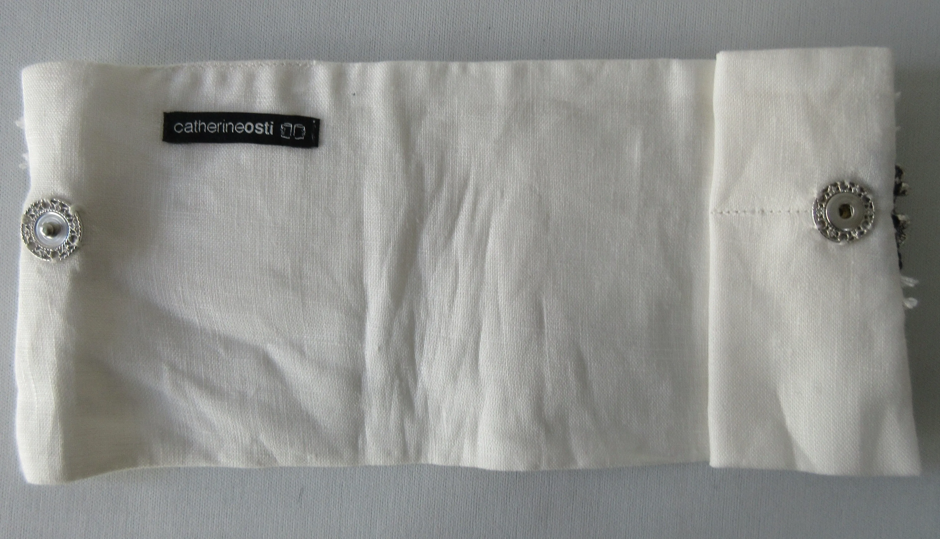 20C05 -Catherine Osti White Linen with Stripe Trim Cuffs