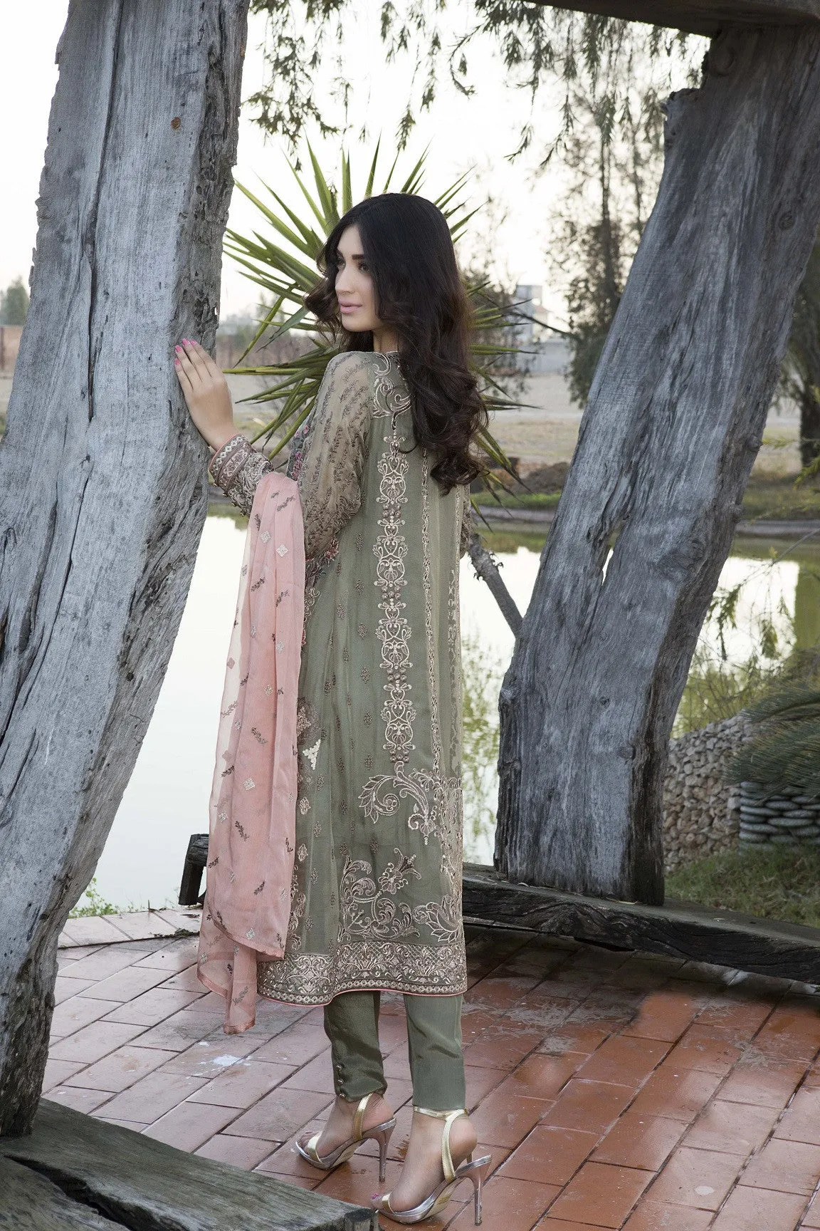 Baroque Luxury Chiffon Embroidered Collection Vol 3 – Captivating Splendor