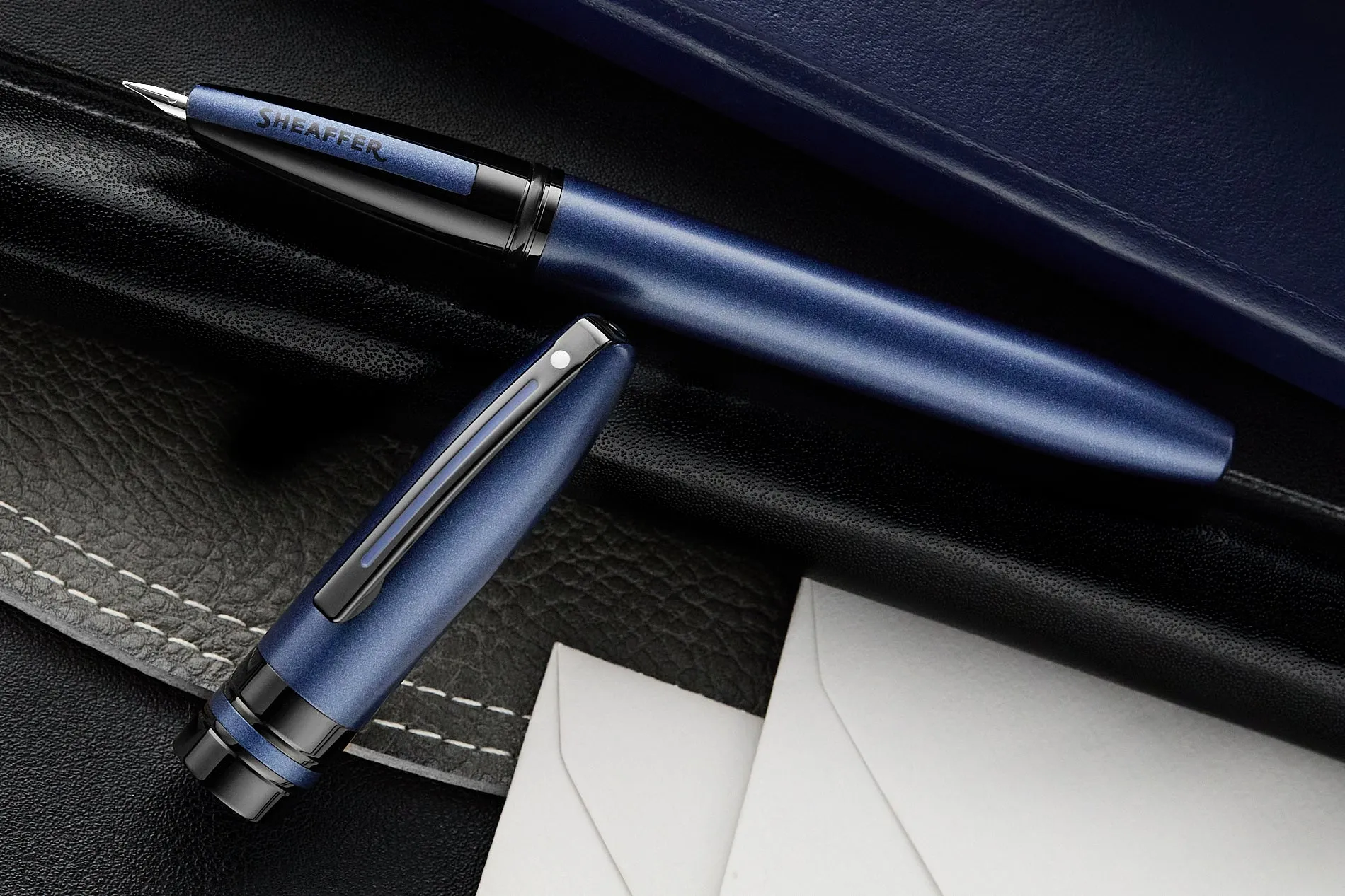 (Bottom Shelf) Sheaffer Icon Fountain Pen - Blue/Black
