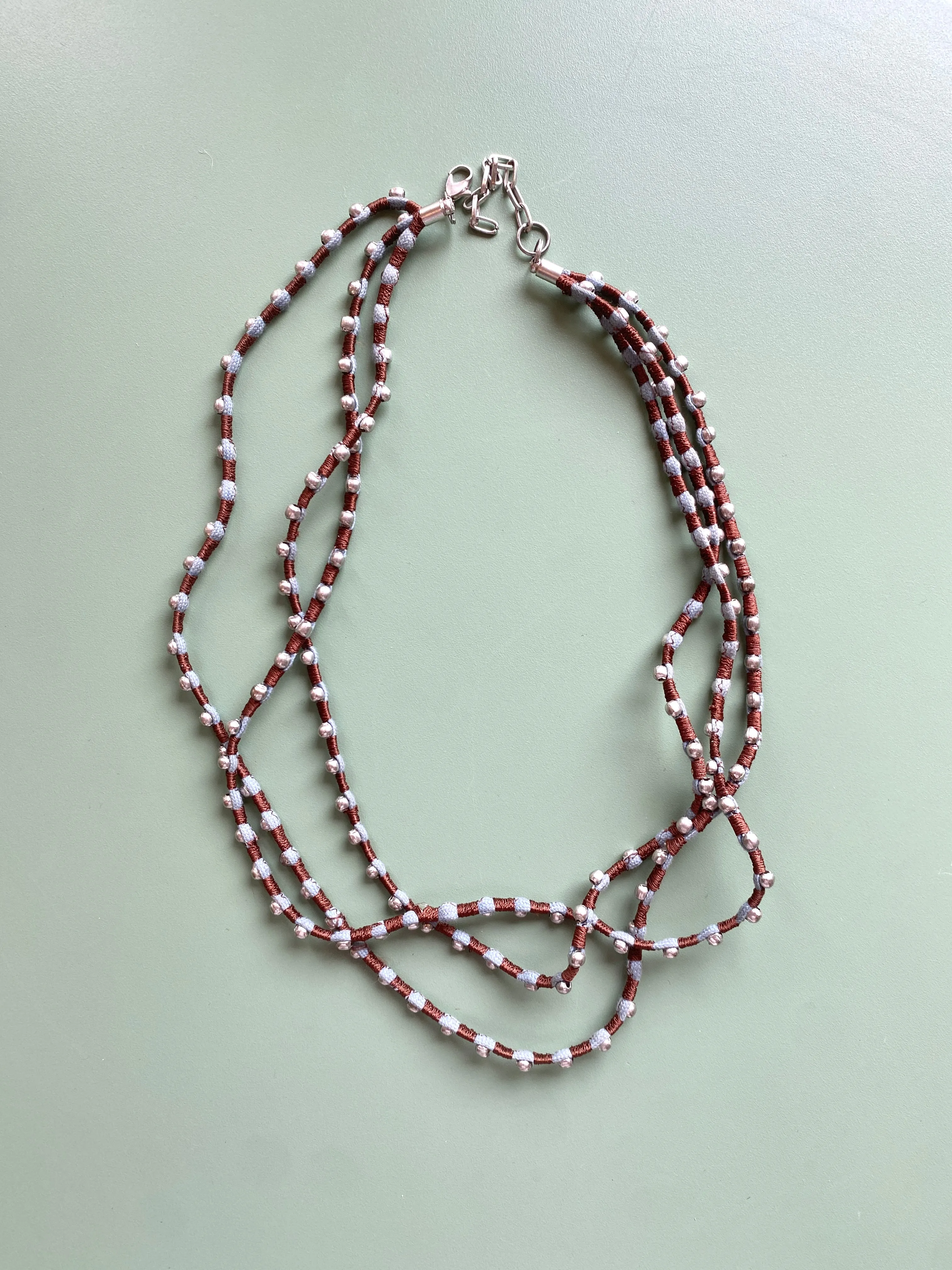 Costume Thread Pearl Necklace (Brown And Blue) (Vintage)
