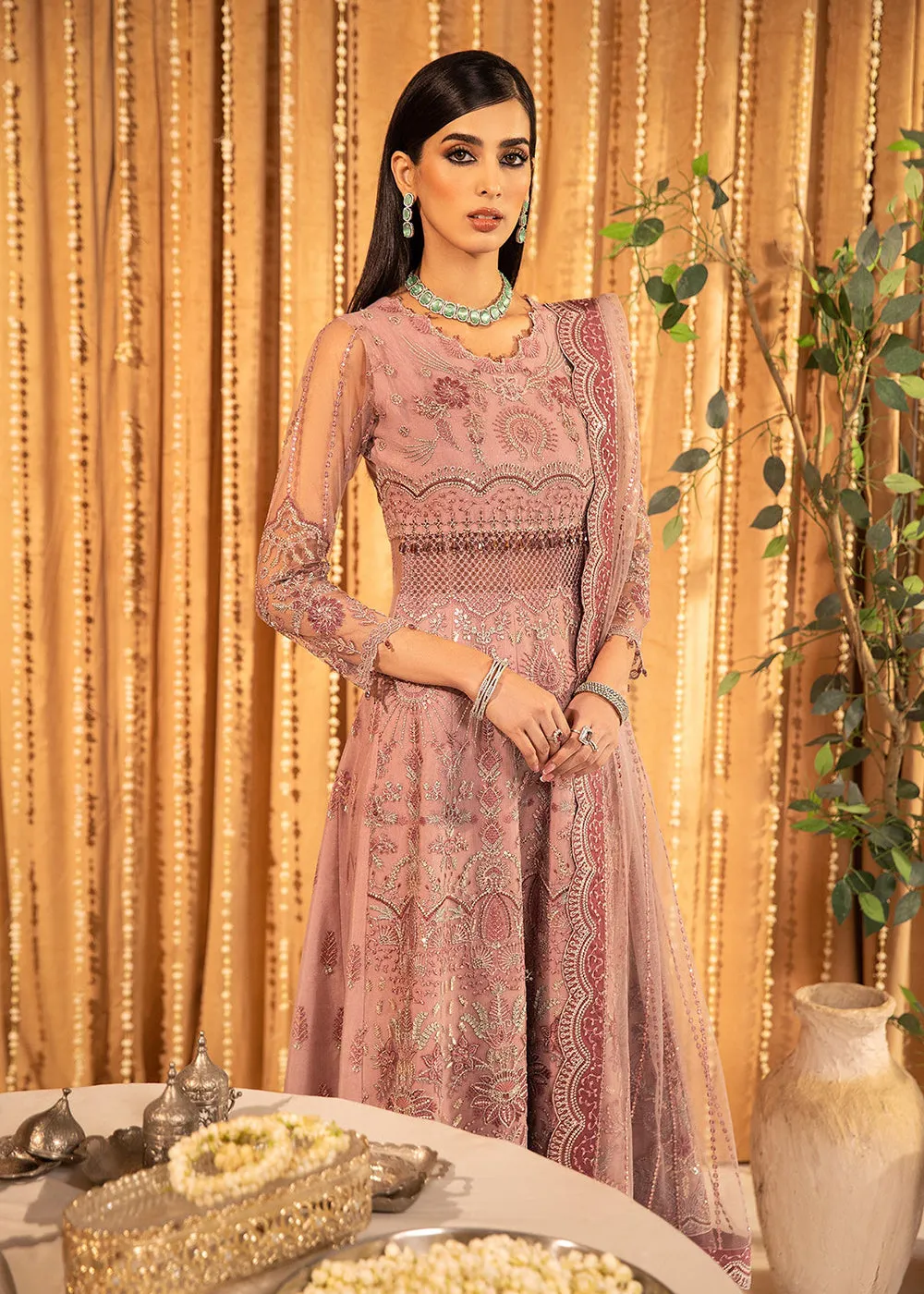 Mehfil E Uroos Luxury Formals 23 by Alizeh | V16D06 - Anamta