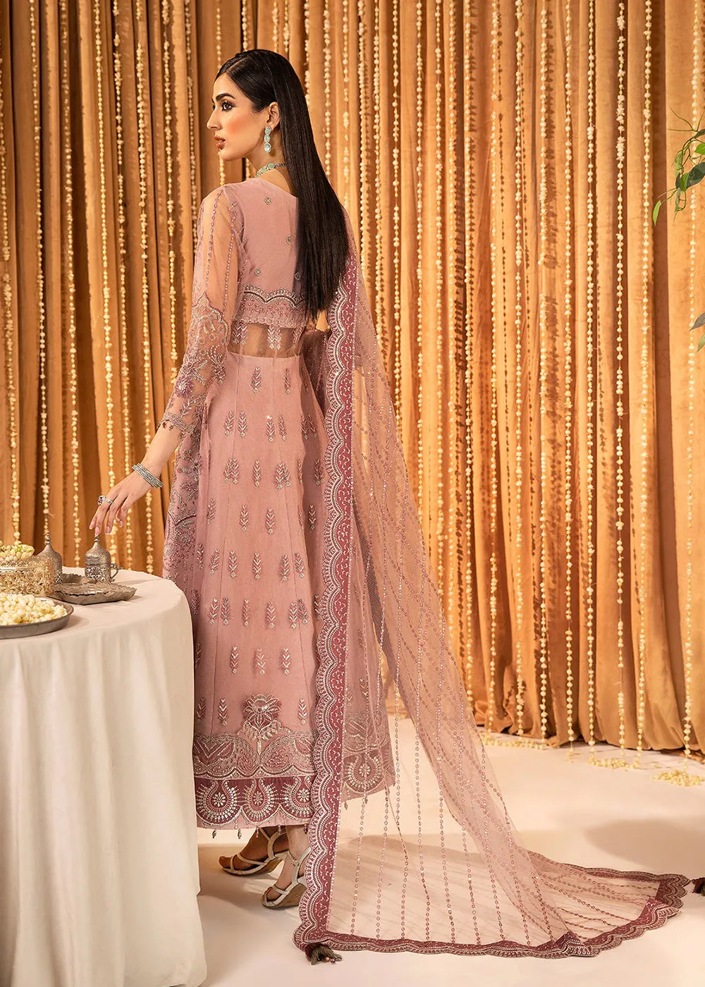 Mehfil E Uroos Luxury Formals 23 by Alizeh | V16D06 - Anamta