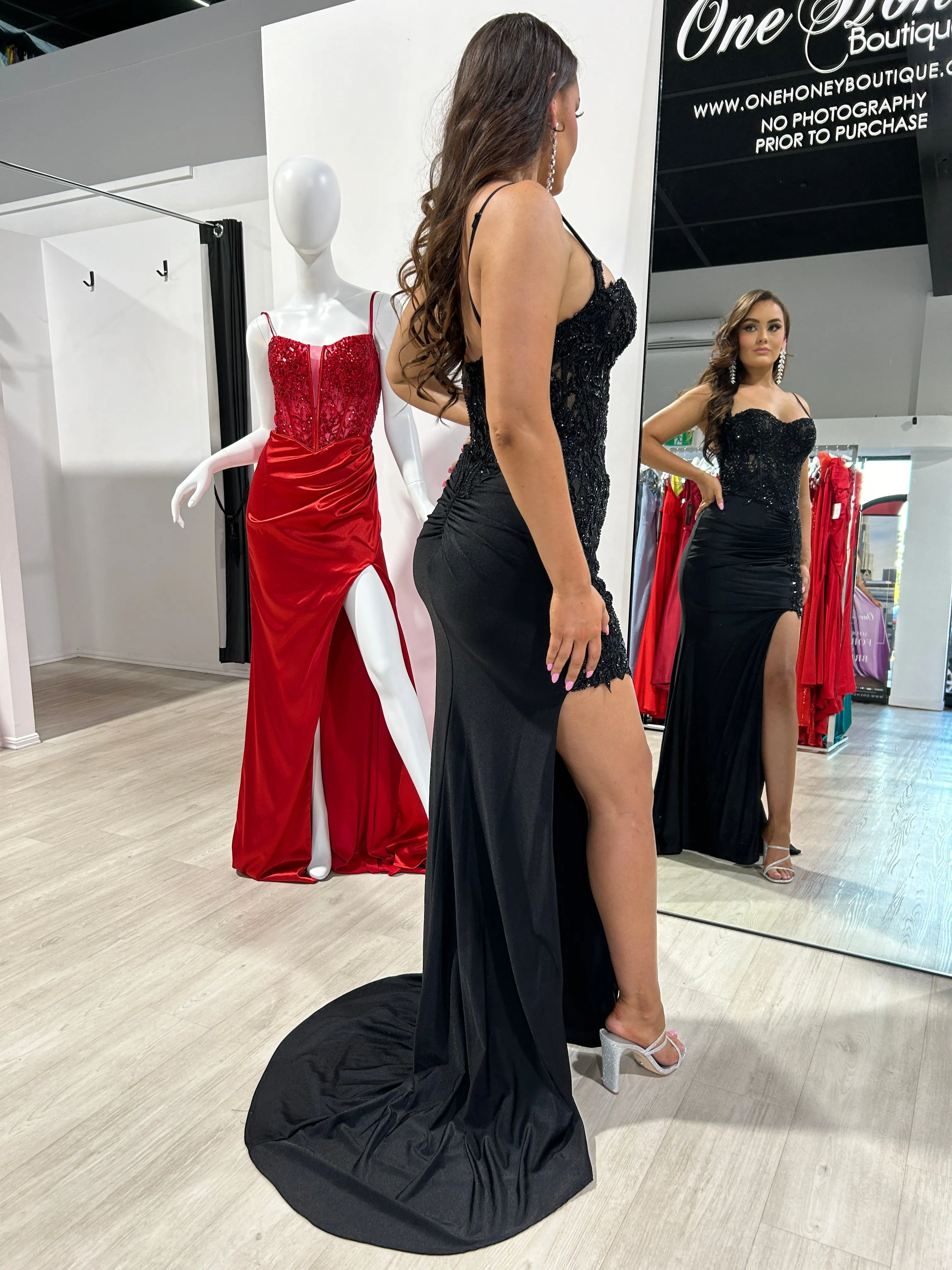 PIA Black Lace Bustier Stretch Satin Mermaid Formal Dress