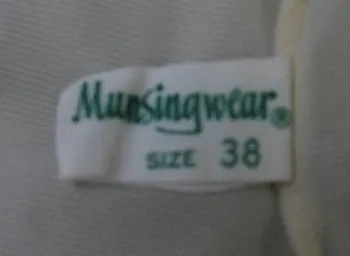 Women's 50s 60s Nightgown Vintage Nylon Lacy Sweet Gown Large Munsingwear VFG